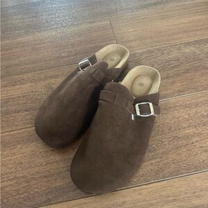 Men's Brown Suede Slip-On Shoes